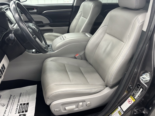 2018 Toyota Highlander Limited photo 16