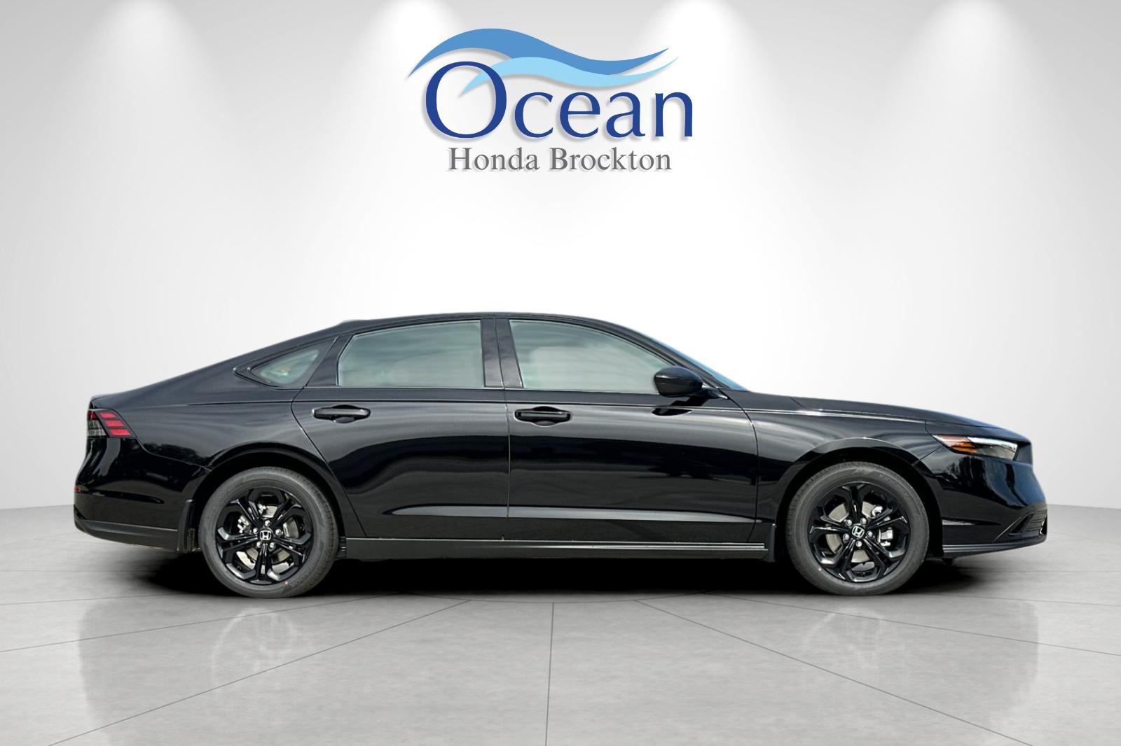 2025 Honda Accord SE photo 6