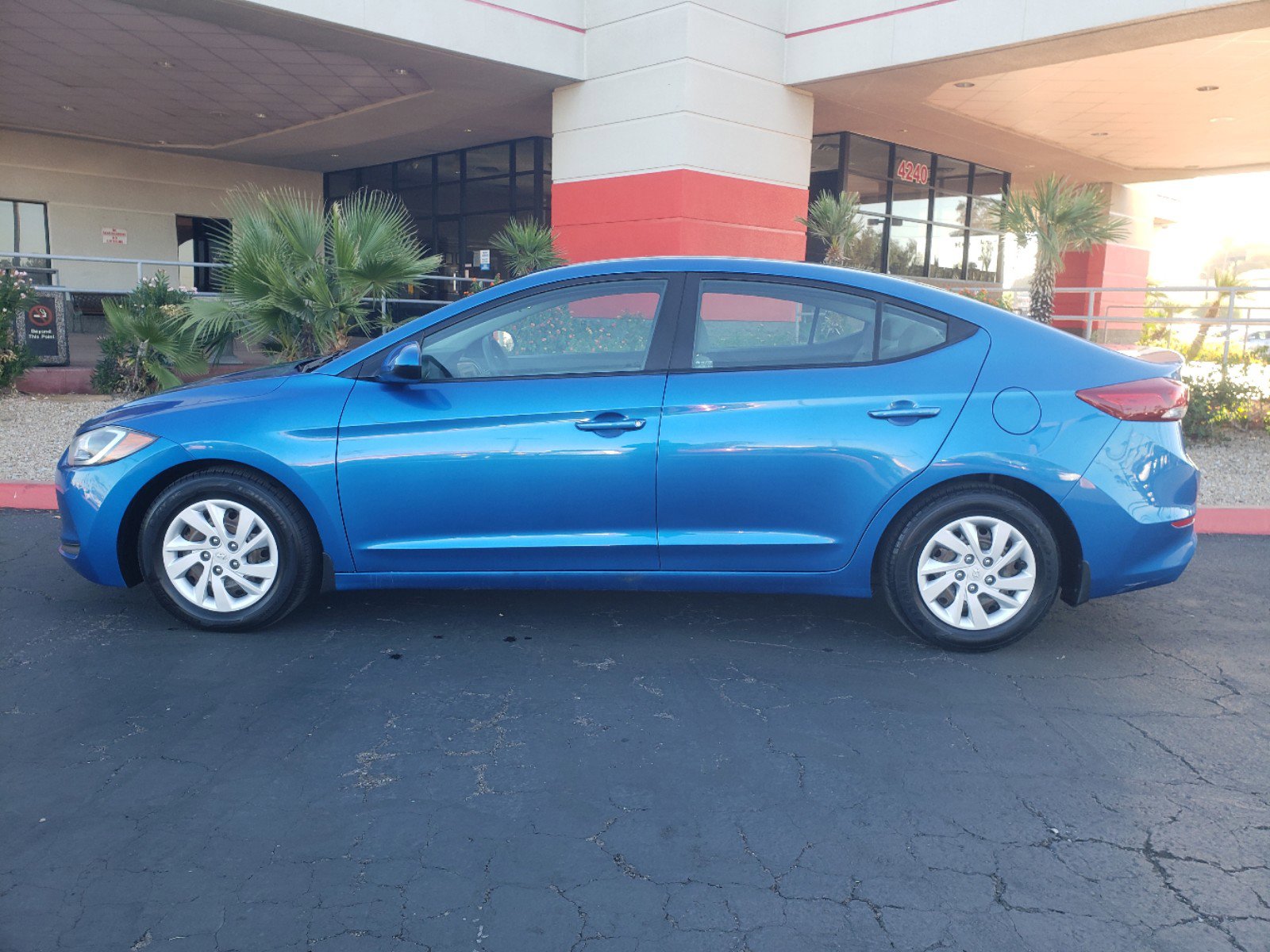 PreOwned 2018 Hyundai Elantra SE 4dr Car in Phoenix 344005 Cactus