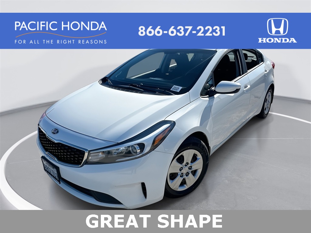 2017 Kia Forte LX's photo