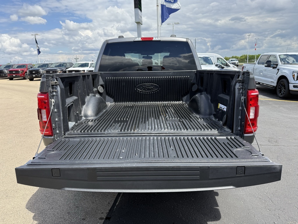 2022 Ford F-150 XLT photo 30
