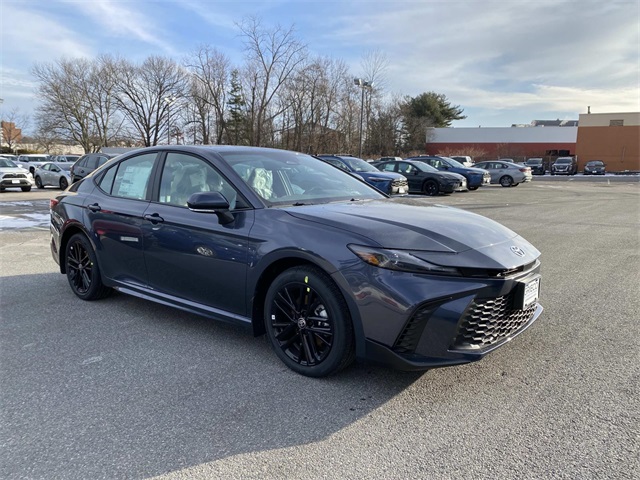 2026 Toyota Camry SE's photo