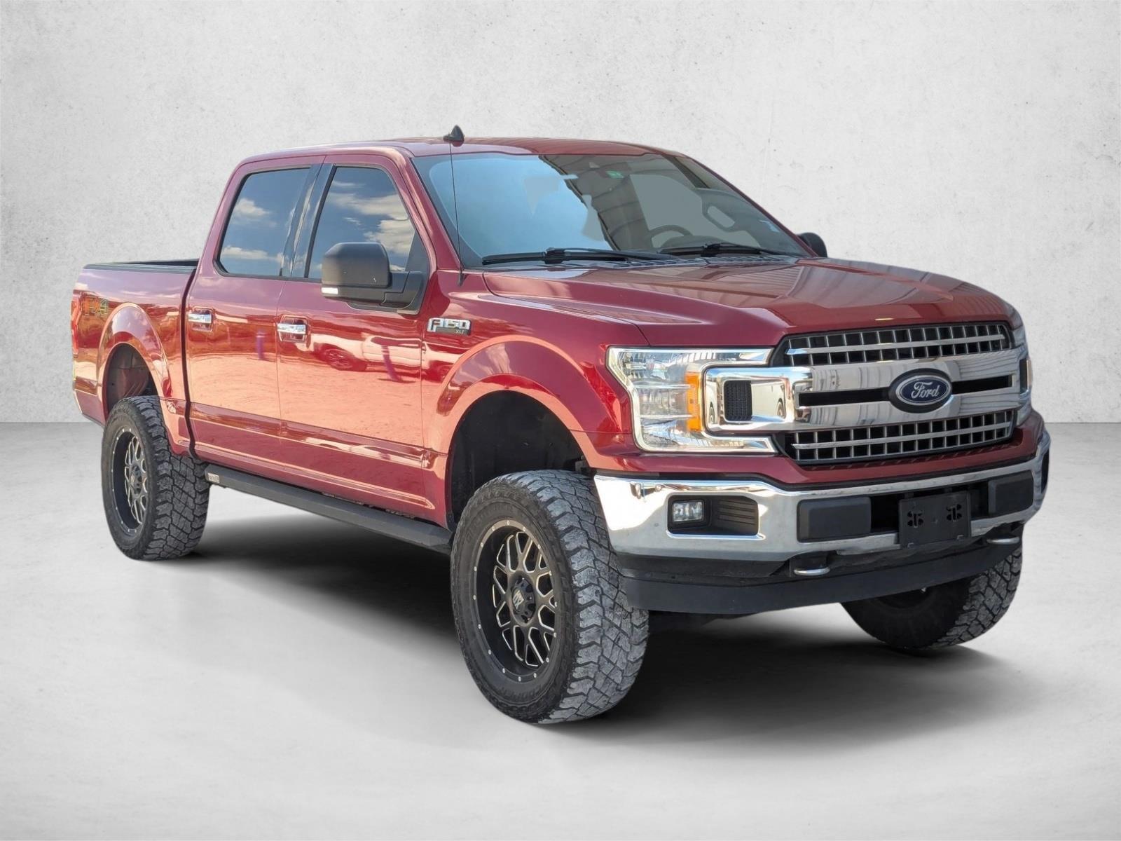 2019 Ford F-150 XLT photo 2