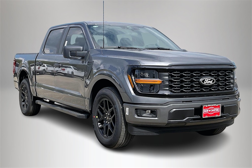 2025 Ford F-150 STX's photo