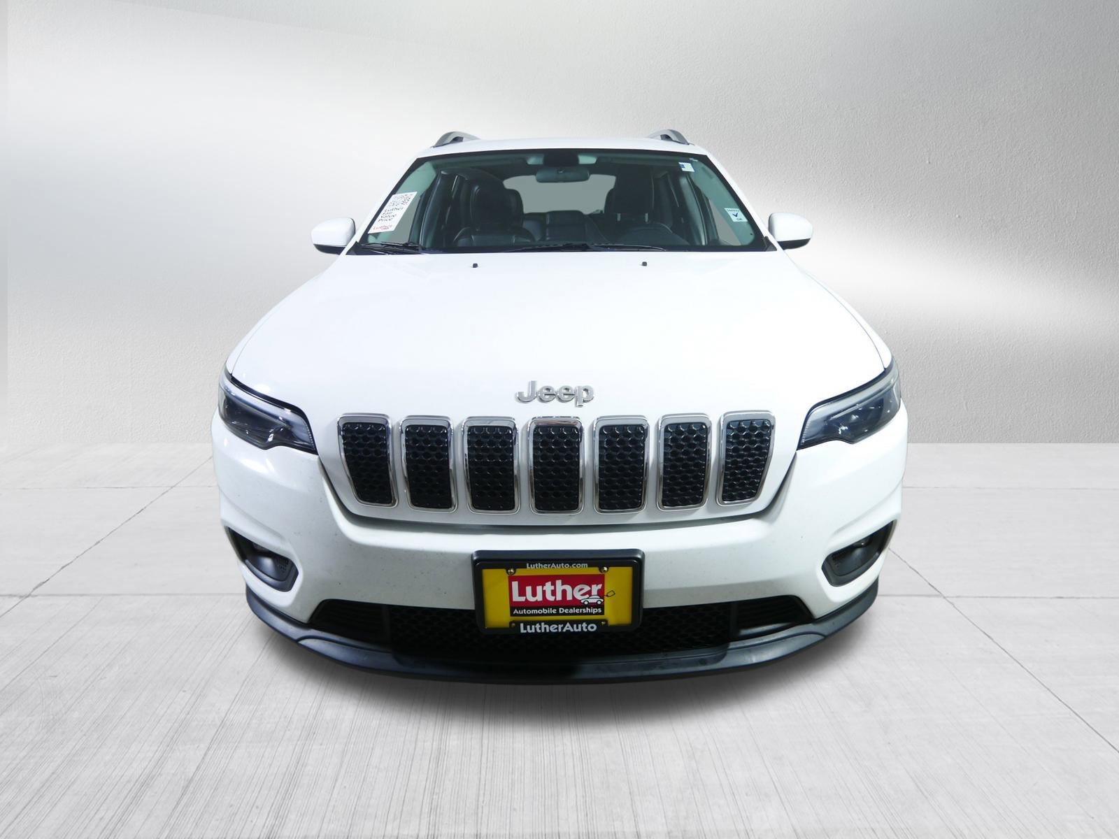 2019 Jeep Cherokee Latitude photo 2
