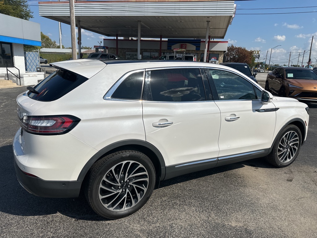 2019 Lincoln Nautilus Reserve photo 47