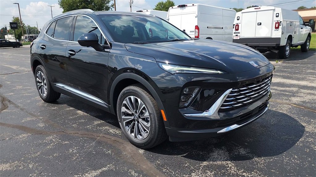 2025 Buick Envision Preferred photo 2