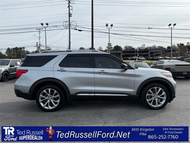 2021 Ford Explorer Platinum photo 3
