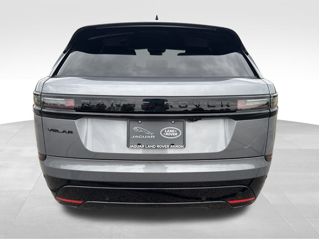 2026 Land Rover Range Rover Velar SE photo 5