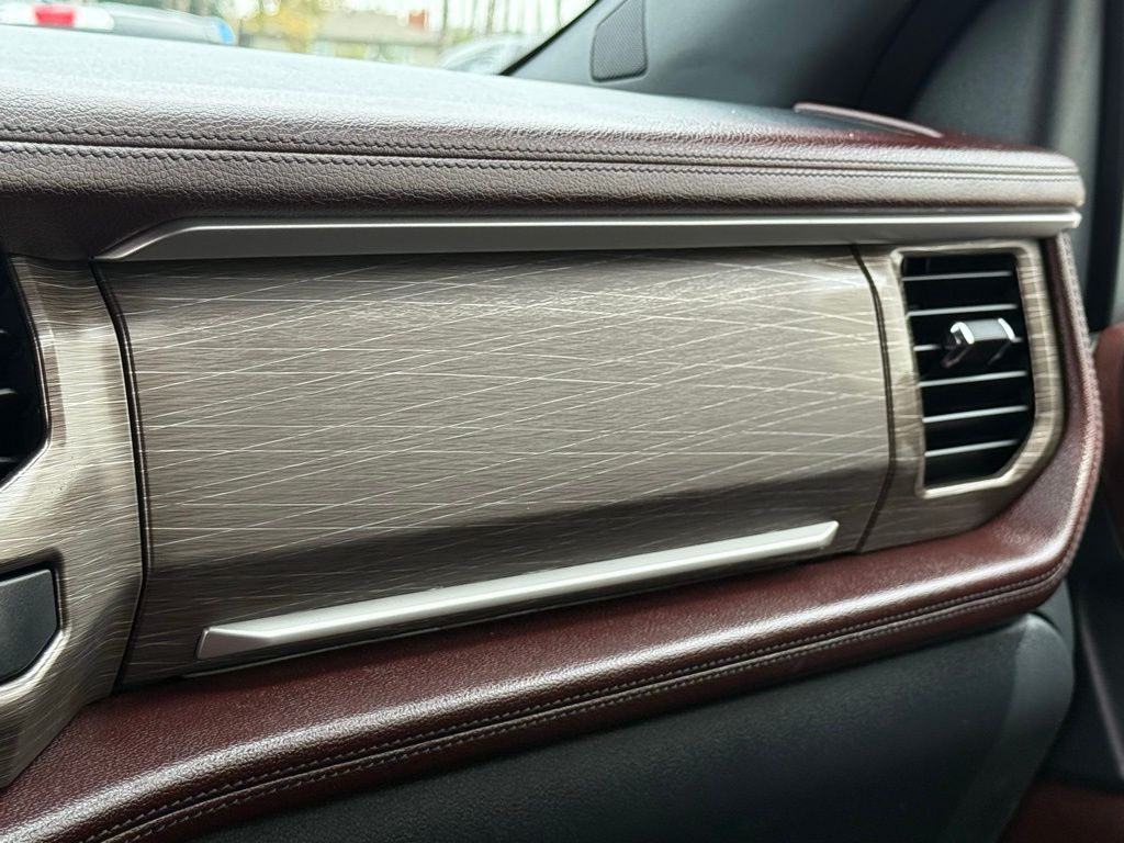 2023 Ford Expedition MAX Limited photo 10