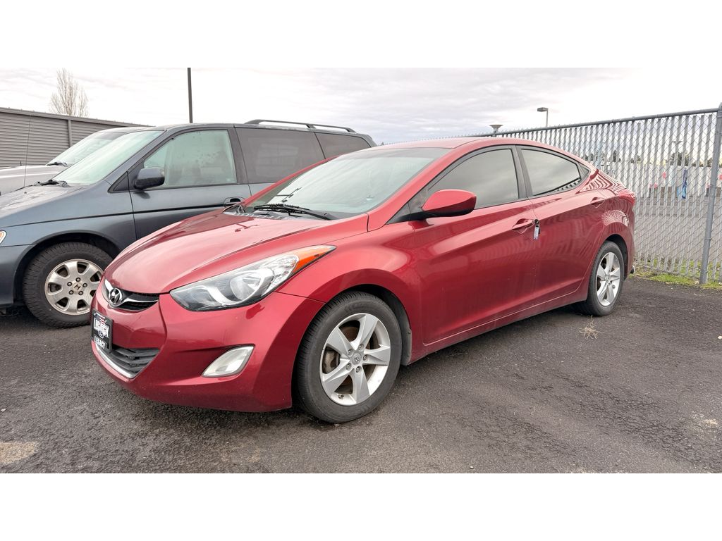 2013 Hyundai Elantra GLS's photo