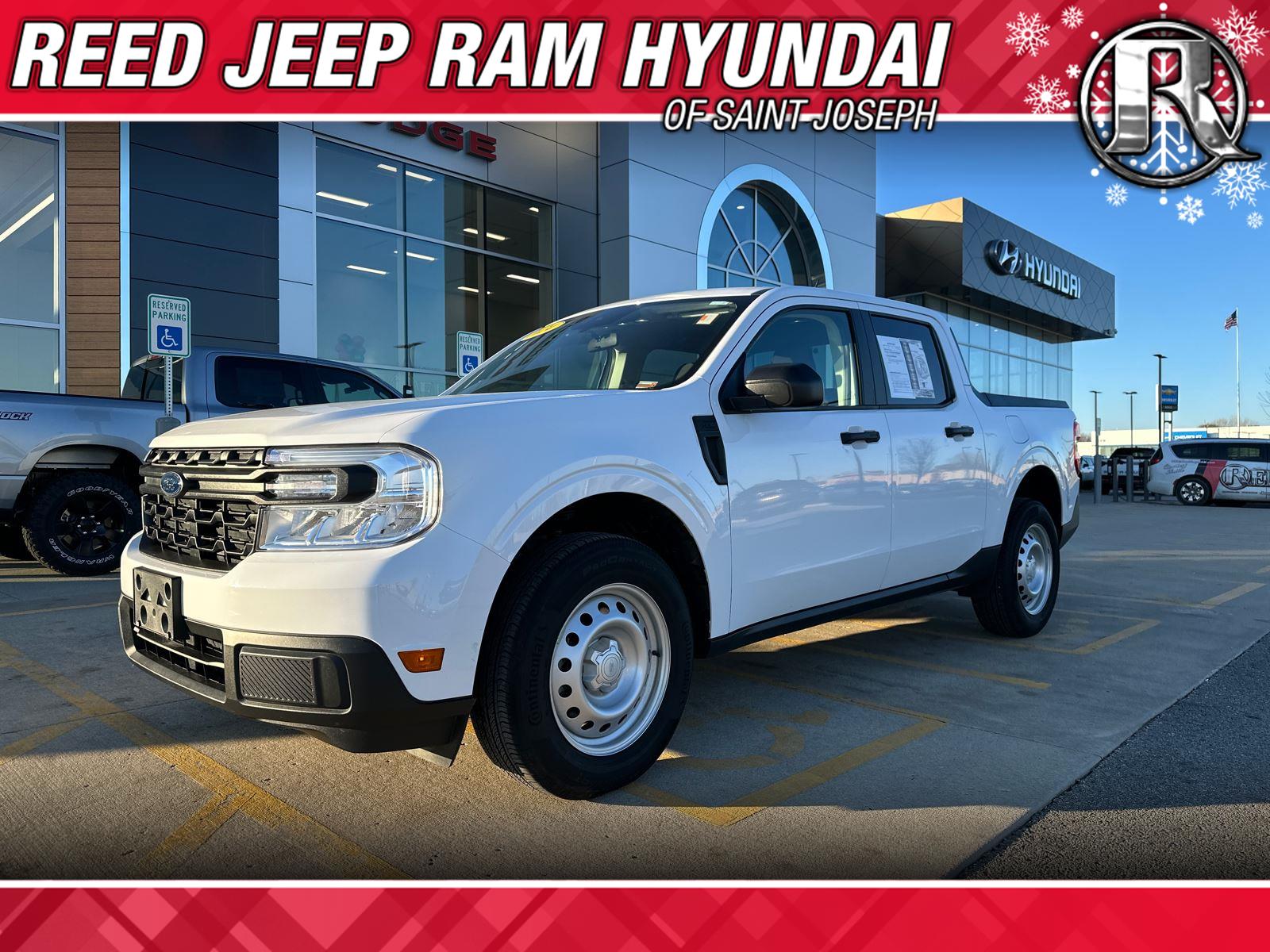 2024 Ford Maverick XL's photo