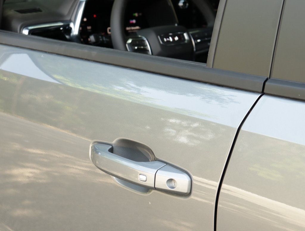 2025 Gmc Canyon Elevation photo 33