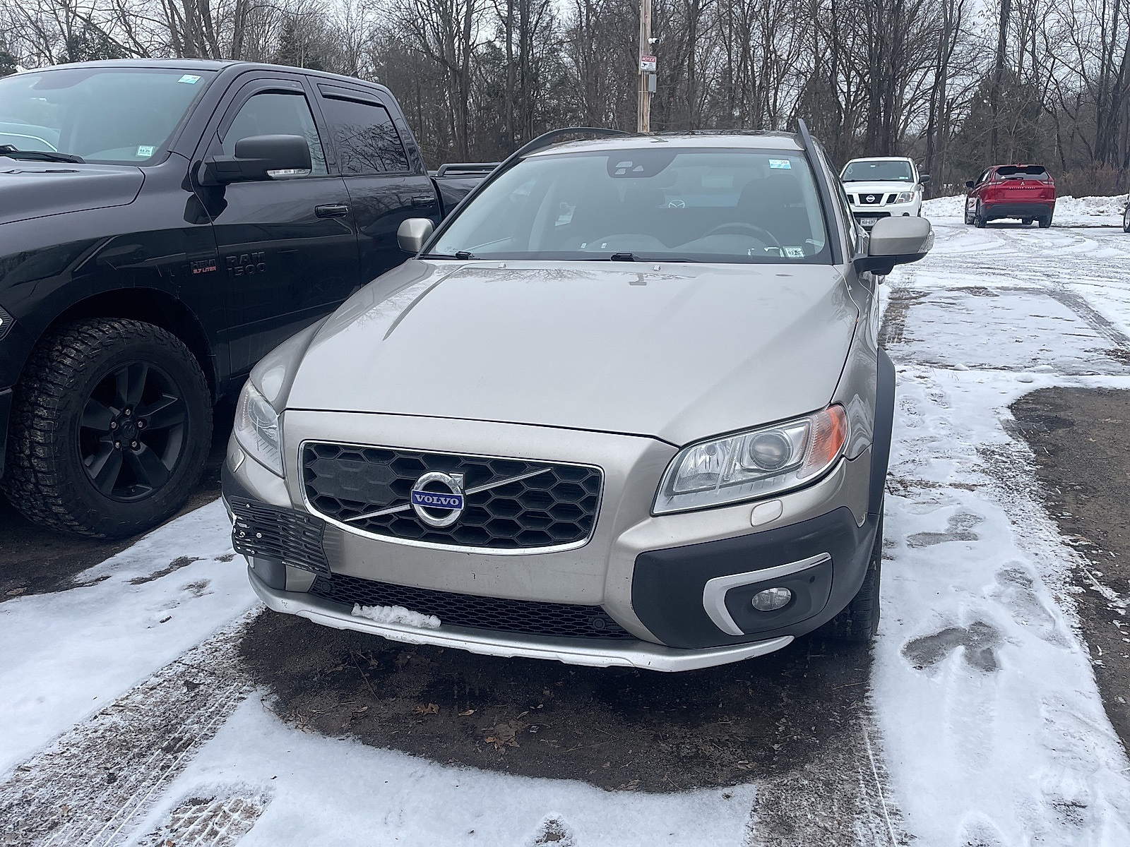 2015 Volvo XC70 T6 Platinum's photo