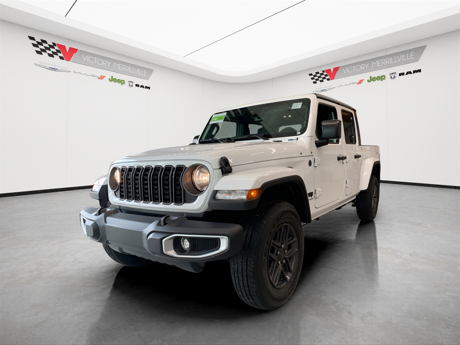 2025 Jeep Gladiator Sport S's photo