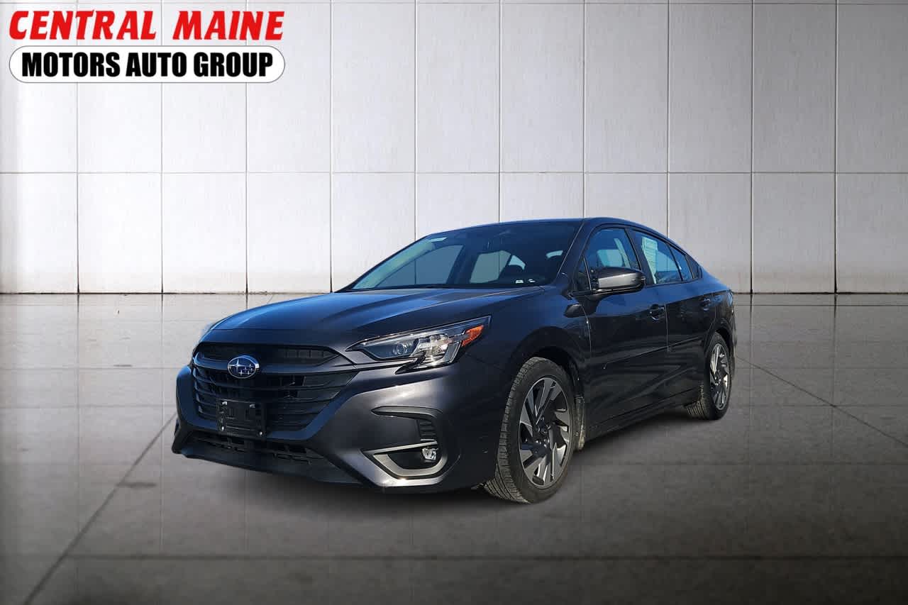 2024 Subaru Legacy Limited's photo