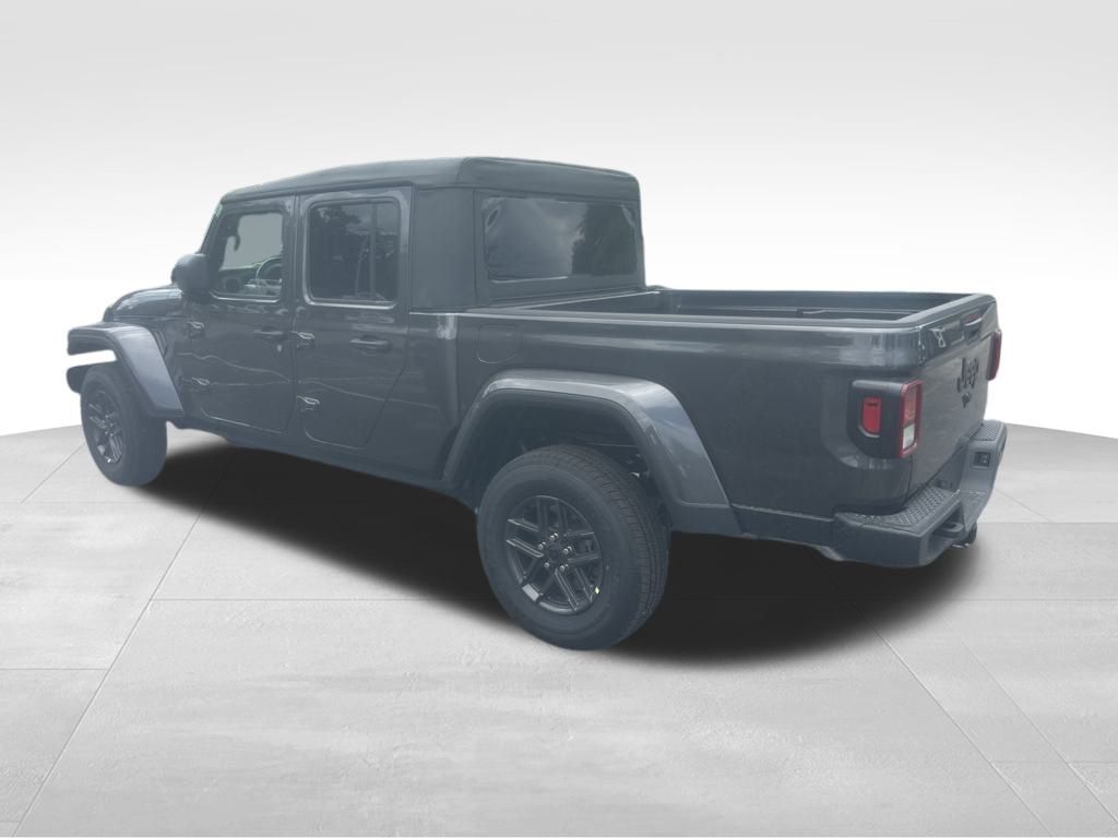 2025 Jeep Gladiator Sport S photo 7