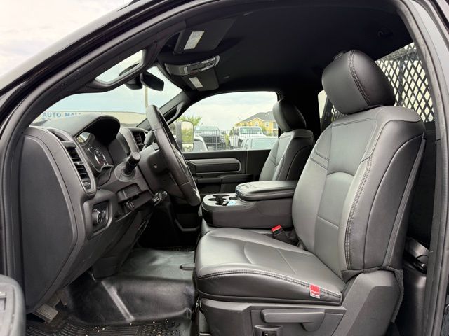 2022 Ram 3500 Tradesman photo 6
