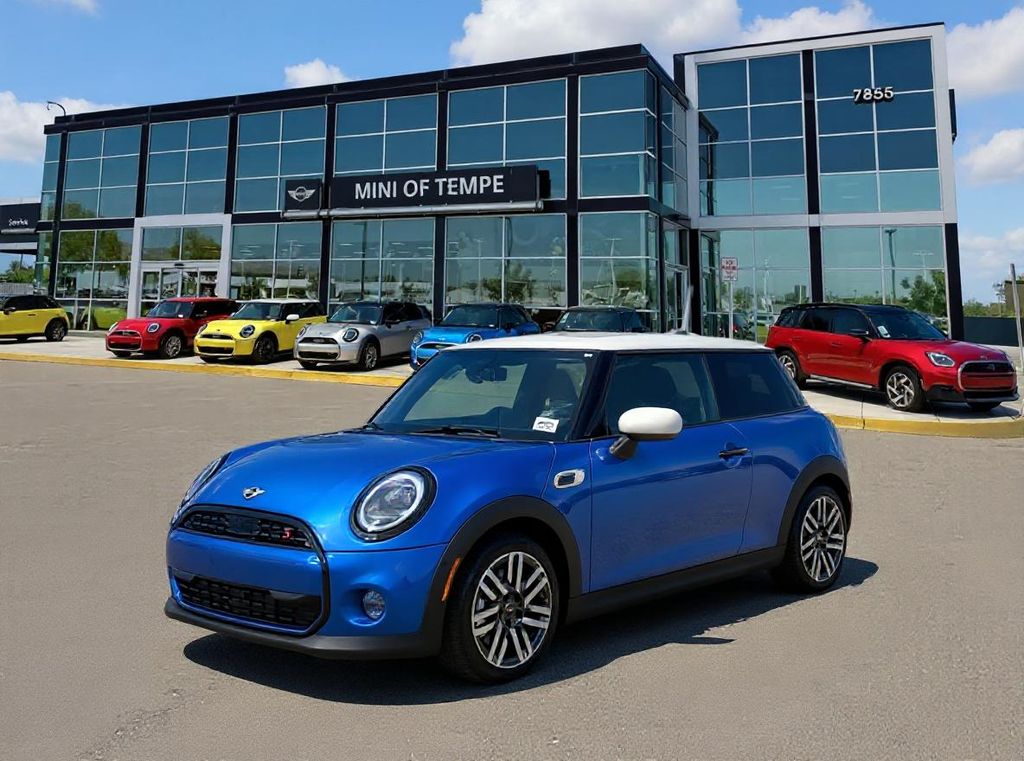 2026 MINI Hardtop 2 Door S's photo