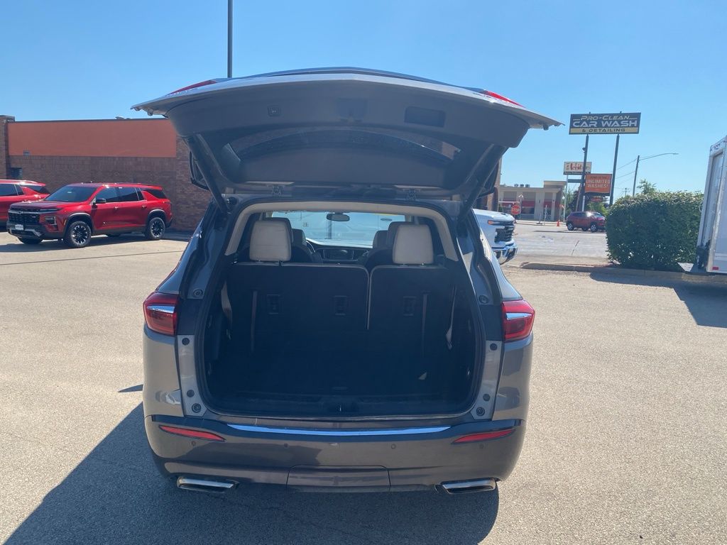 2018 Buick Enclave Essence photo 15