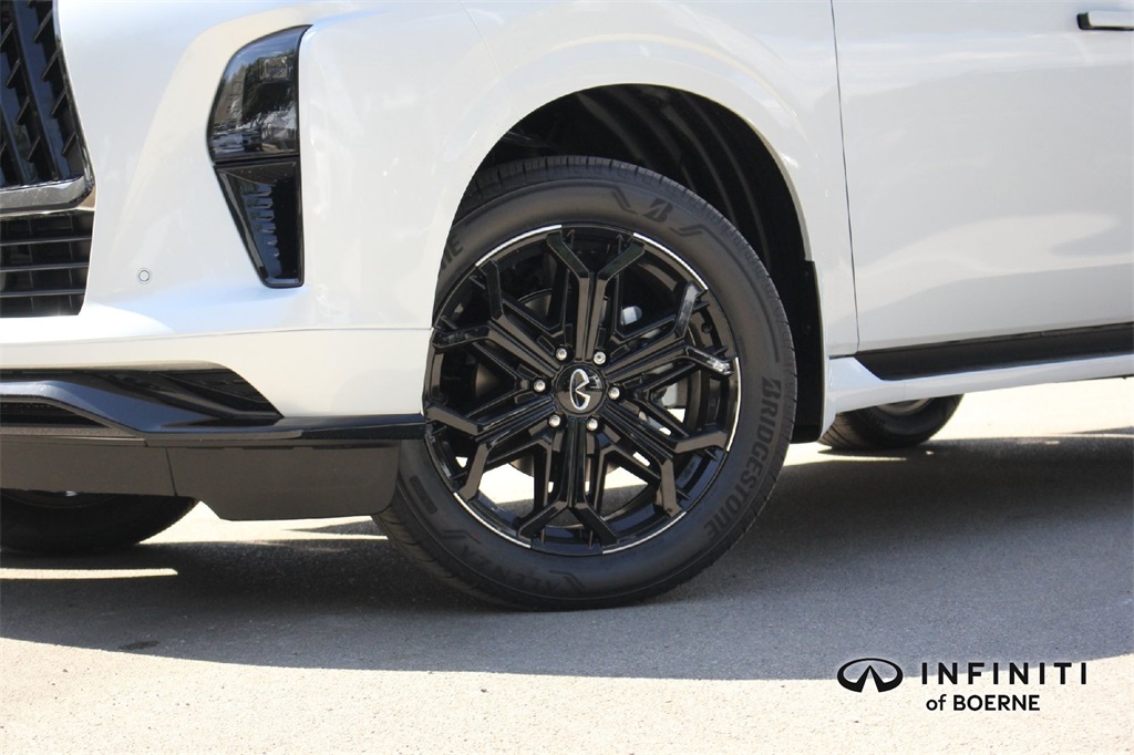 2026 Infiniti QX80 Sensory photo 3