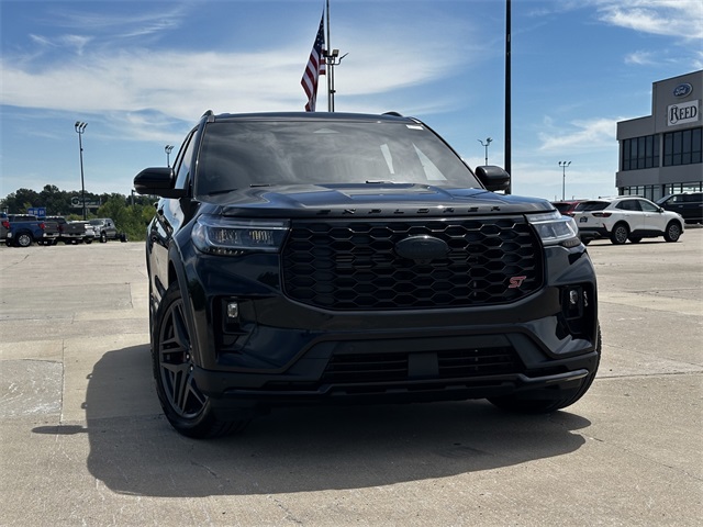 Used 2025 Ford Explorer ST with VIN 1FMWK8GC4SGA45810 for sale in Kansas City