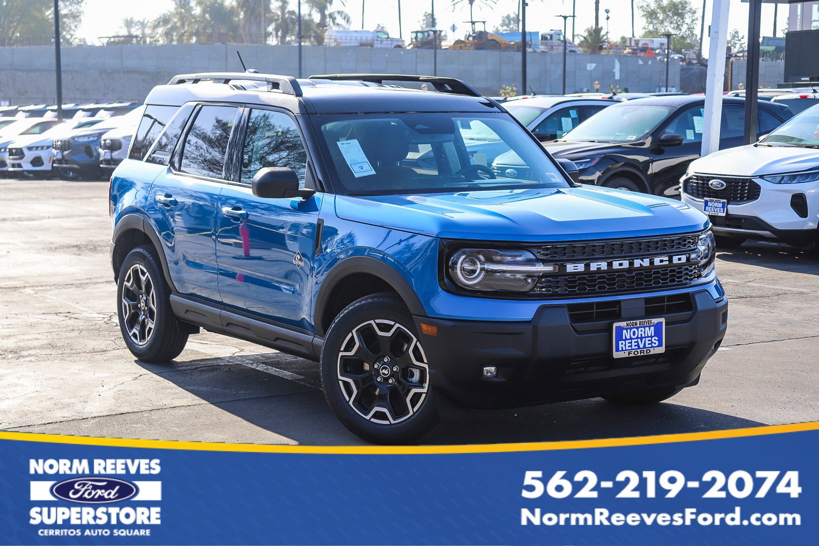 2025 Ford Bronco Sport Outer Banks's photo