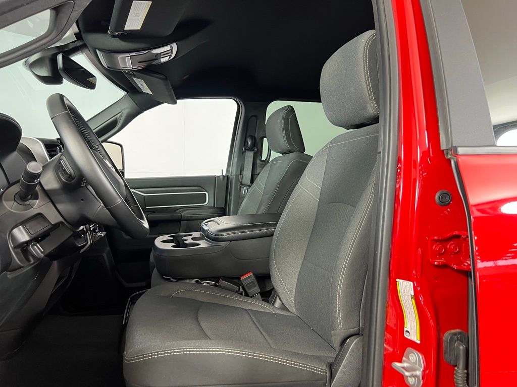 2024 Ram 2500 Big Horn photo 15