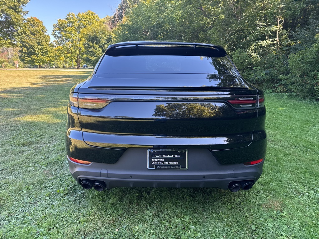 2023 Porsche Cayenne Coupe Platinum Edition photo 10