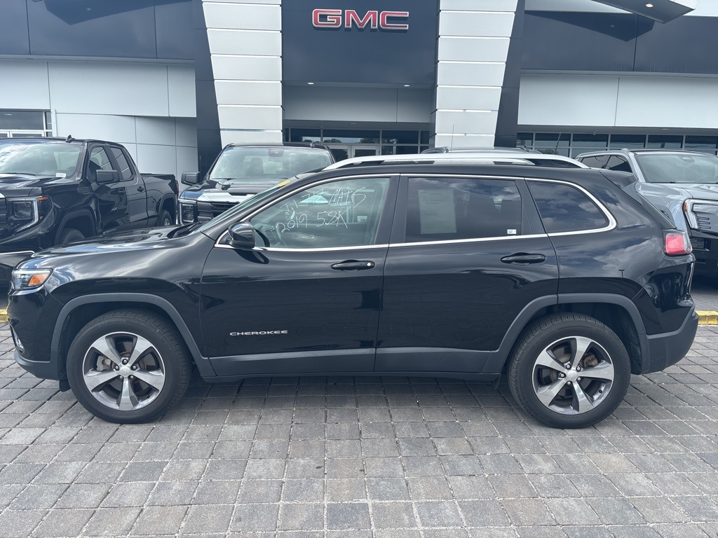 2019 Jeep Cherokee Limited photo 18