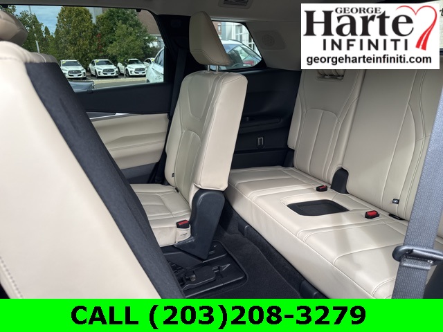 2022 Infiniti QX60 Luxe photo 12