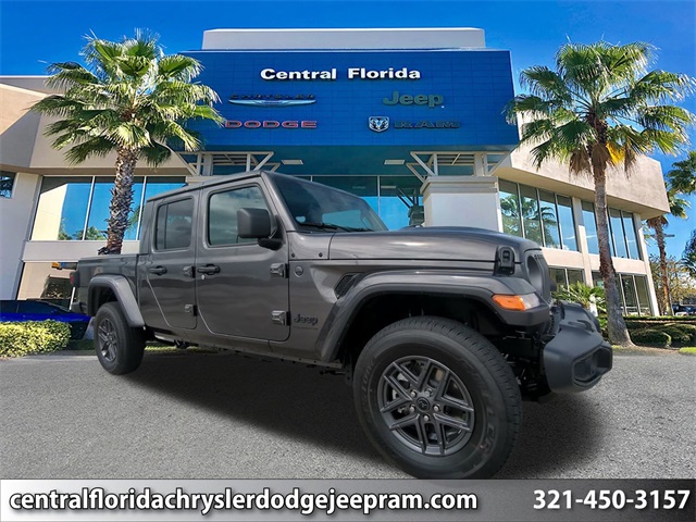 2025 Jeep Gladiator Sport S's photo