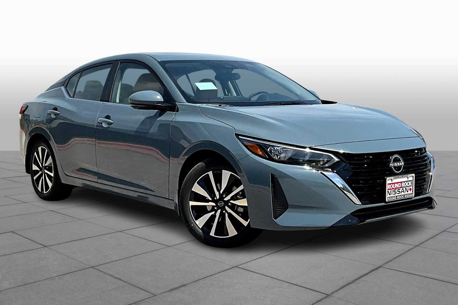 2025 Nissan Sentra SV photo 2