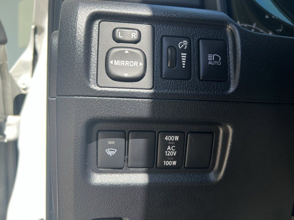 2021 Toyota 4Runner SR5 Premium photo 9