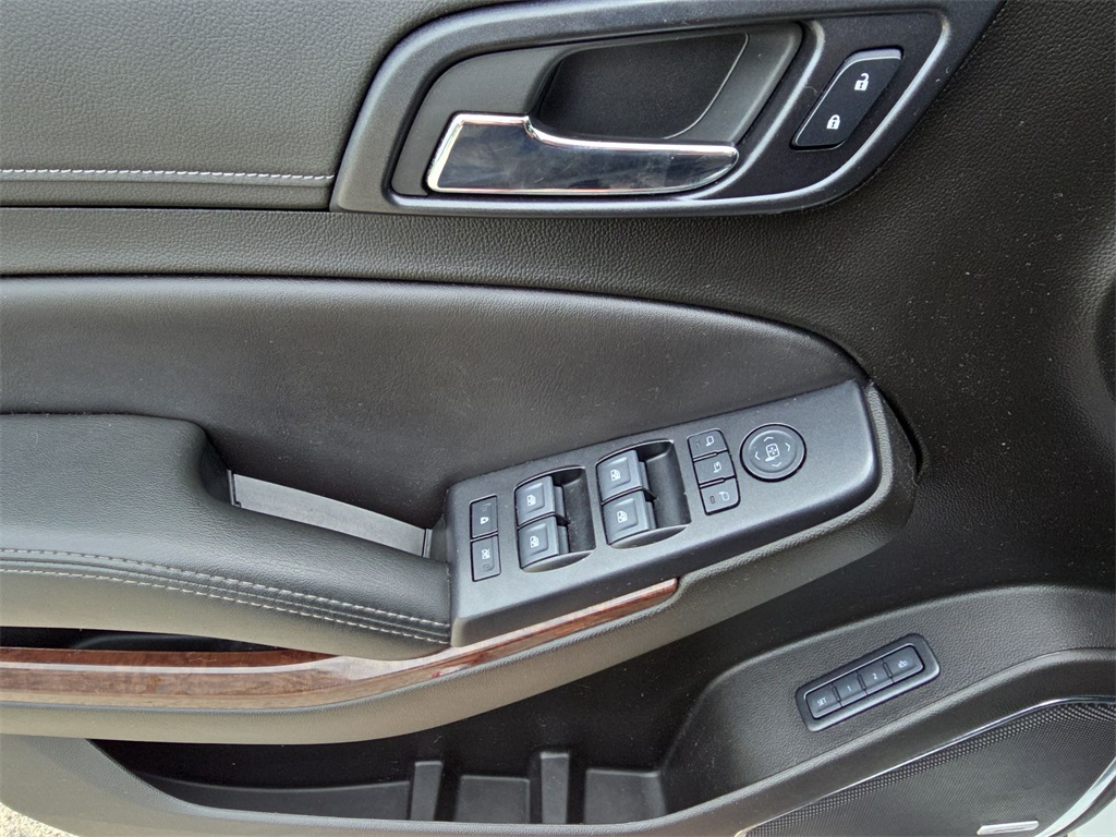 2020 Gmc Yukon SLT photo 22