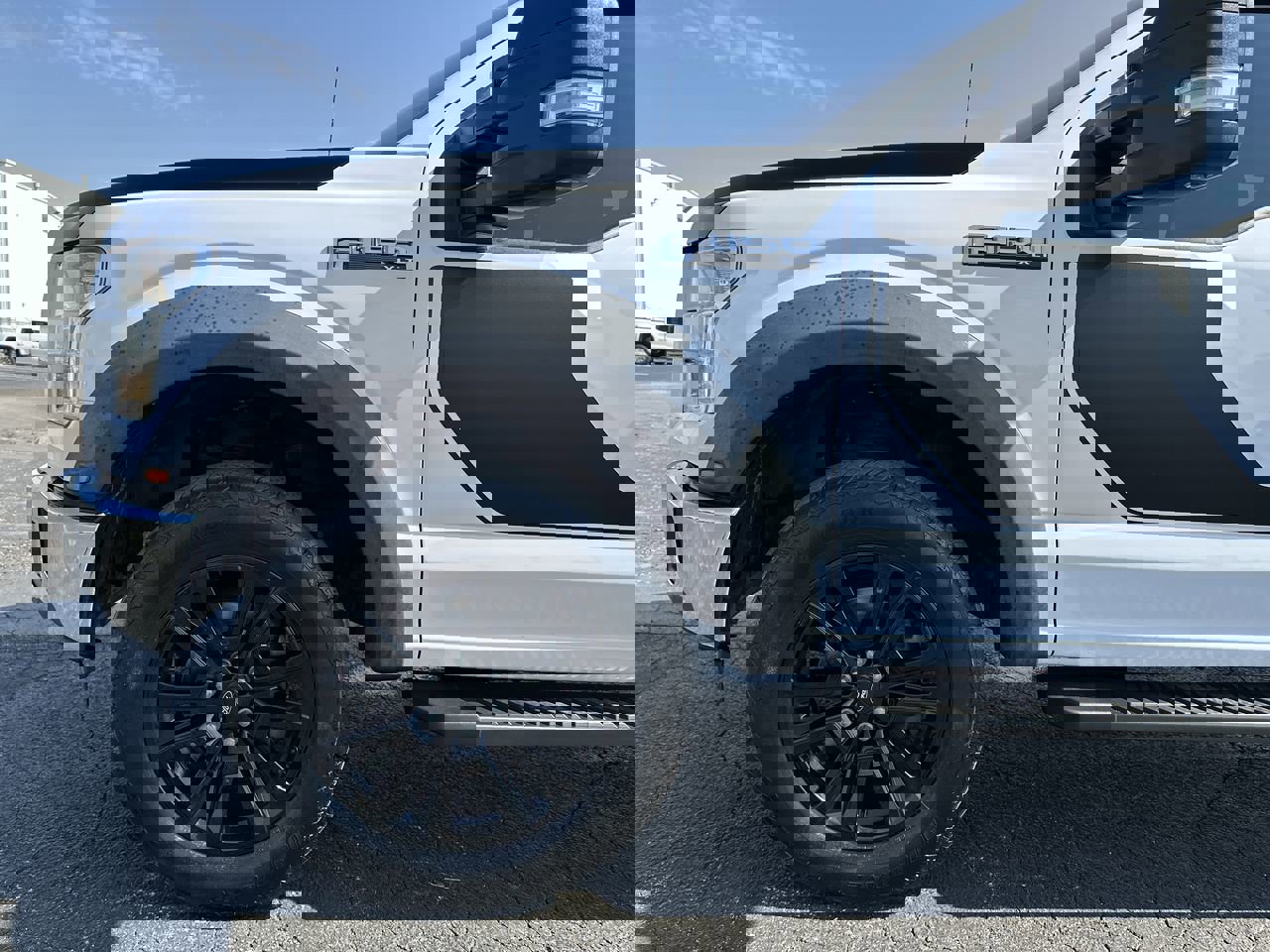 2016 Ford F-150 XLT photo 27