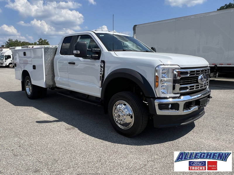 2025 Ford F-550 XL photo 4