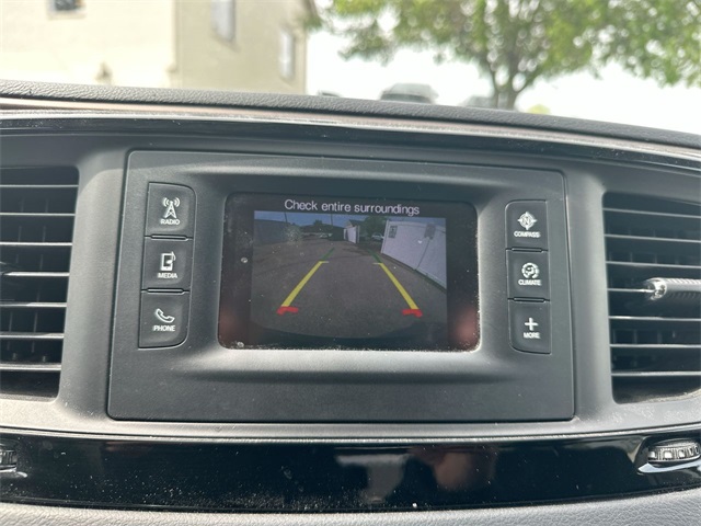 2017 Chrysler Pacifica LX photo 37