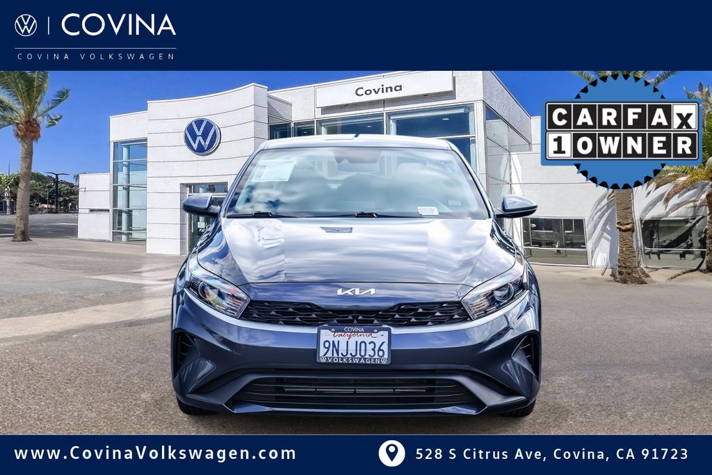 2024 Kia Forte LXS photo 2