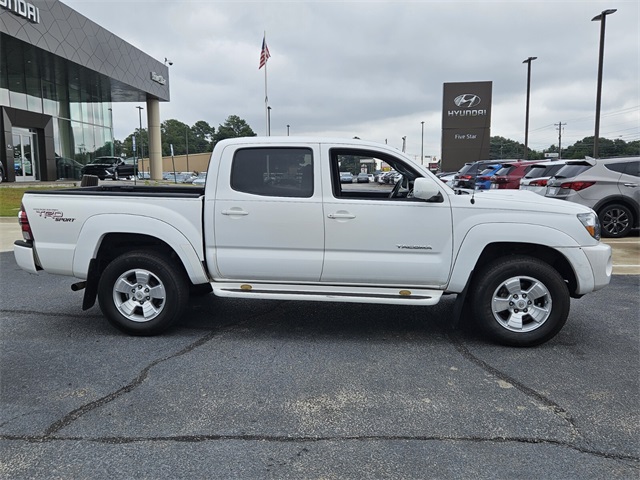 2009 Toyota Tacoma PreRunner photo 14