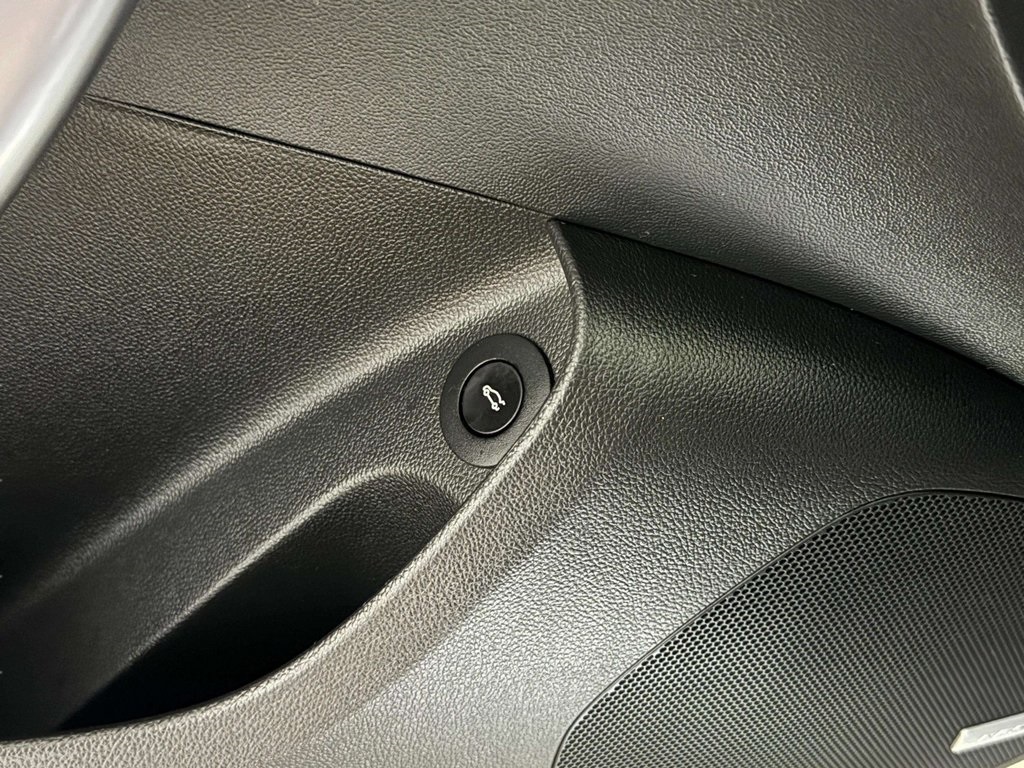 2017 Buick Regal Premium II photo 18