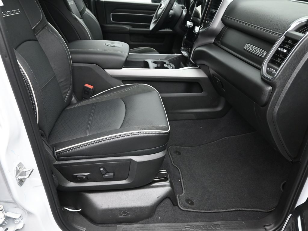 2026 Ram 2500 Laramie photo 6