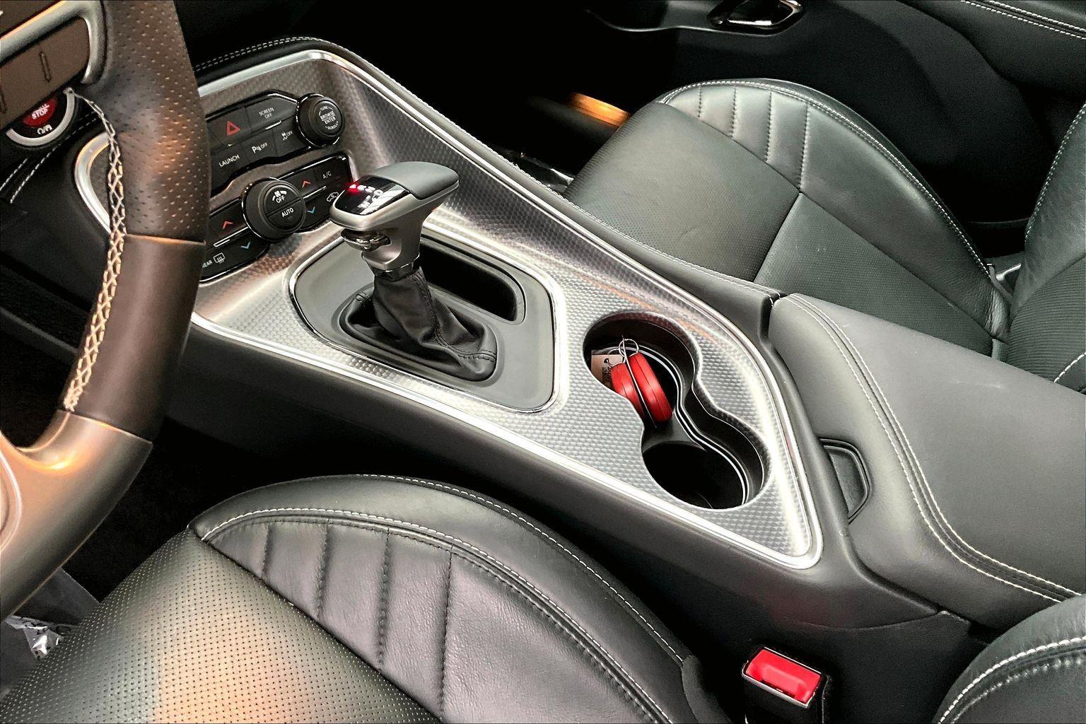 2017 Dodge Challenger SRT8 Hellcat photo 4