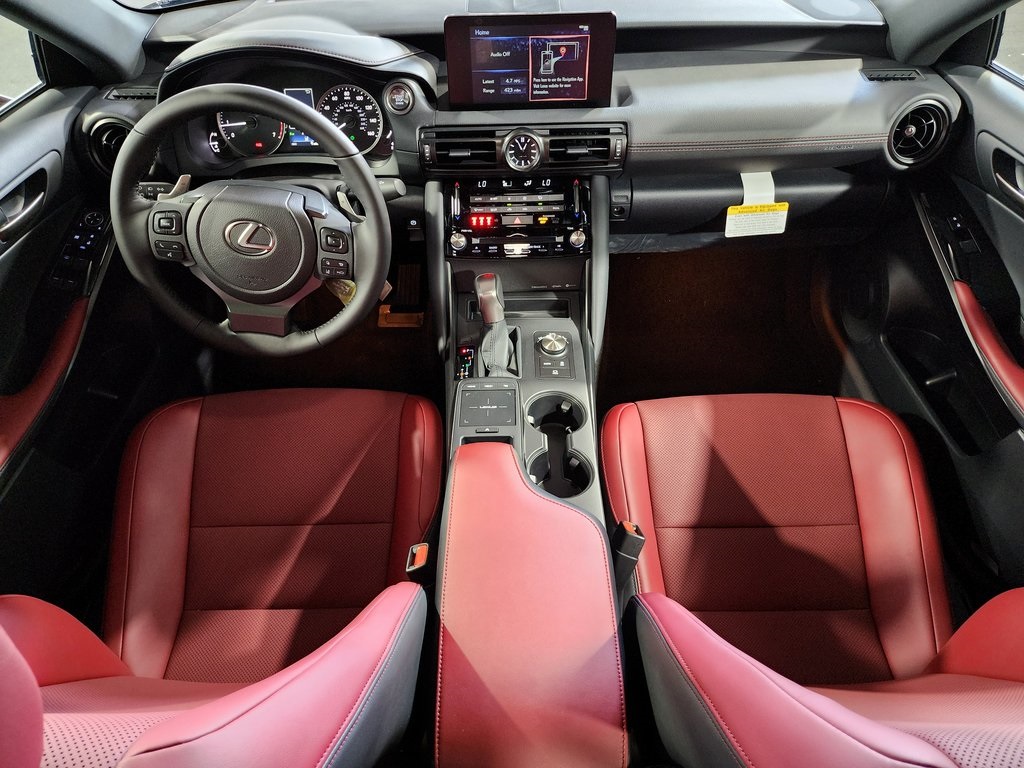2025 Lexus IS 300 photo 27