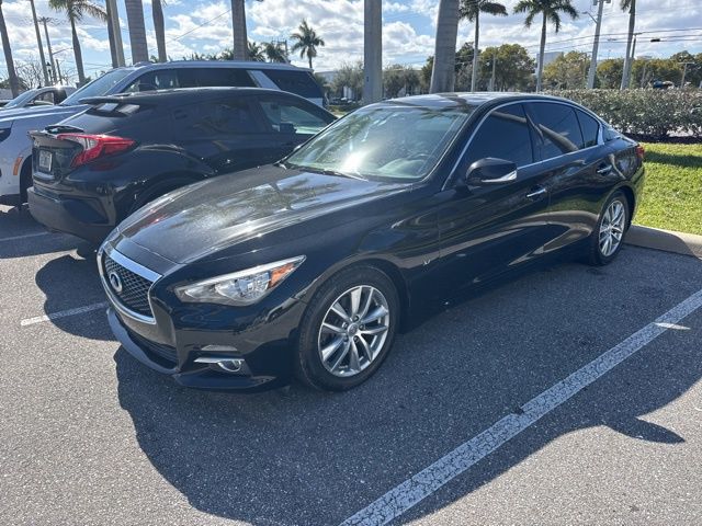2014 INFINITI Q50 Base