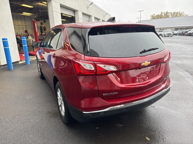 2018 Chevrolet Equinox LT photo 3