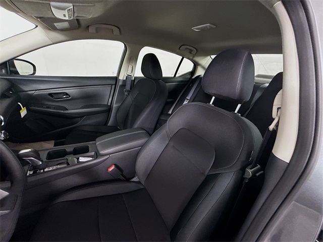 2025 Nissan Sentra S photo 5