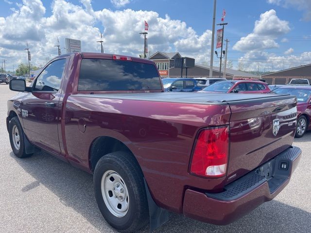 2022 Ram 1500 Classic Tradesman photo 3