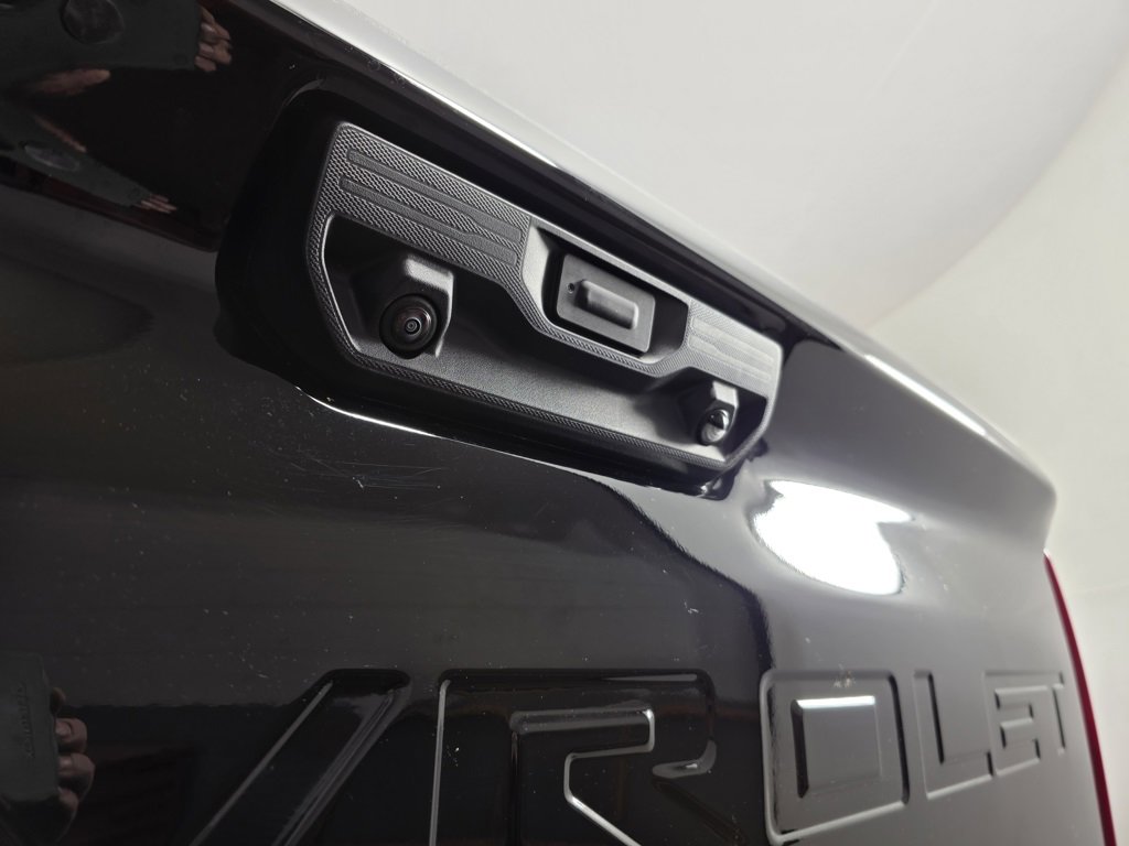 2025 Chevrolet Silverado 2500HD LT photo 5