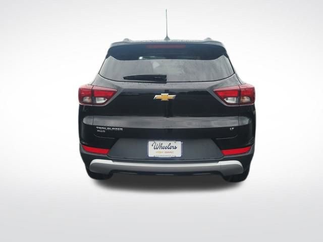 2023 Chevrolet Trailblazer LT photo 4